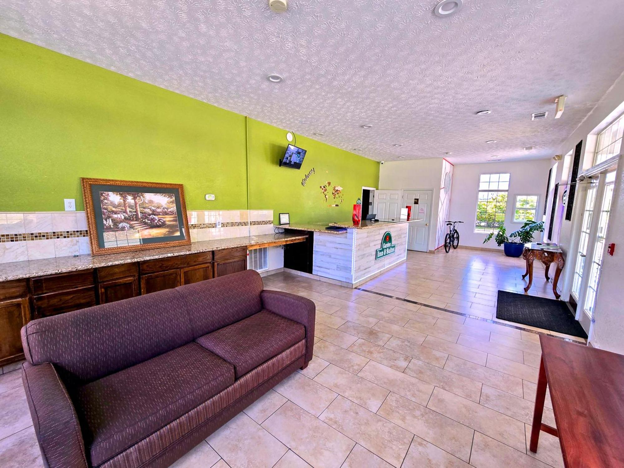 Garden Inn And Suites Near Callaway Gardens Pine Mountain Екстер'єр фото