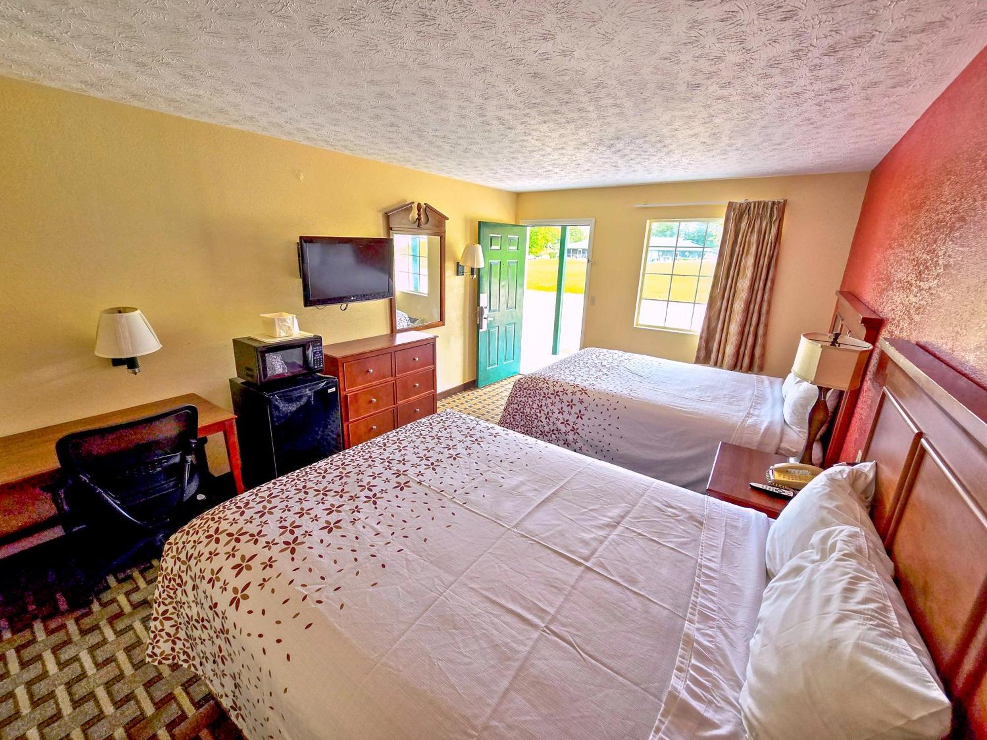 Garden Inn And Suites Near Callaway Gardens Pine Mountain Екстер'єр фото