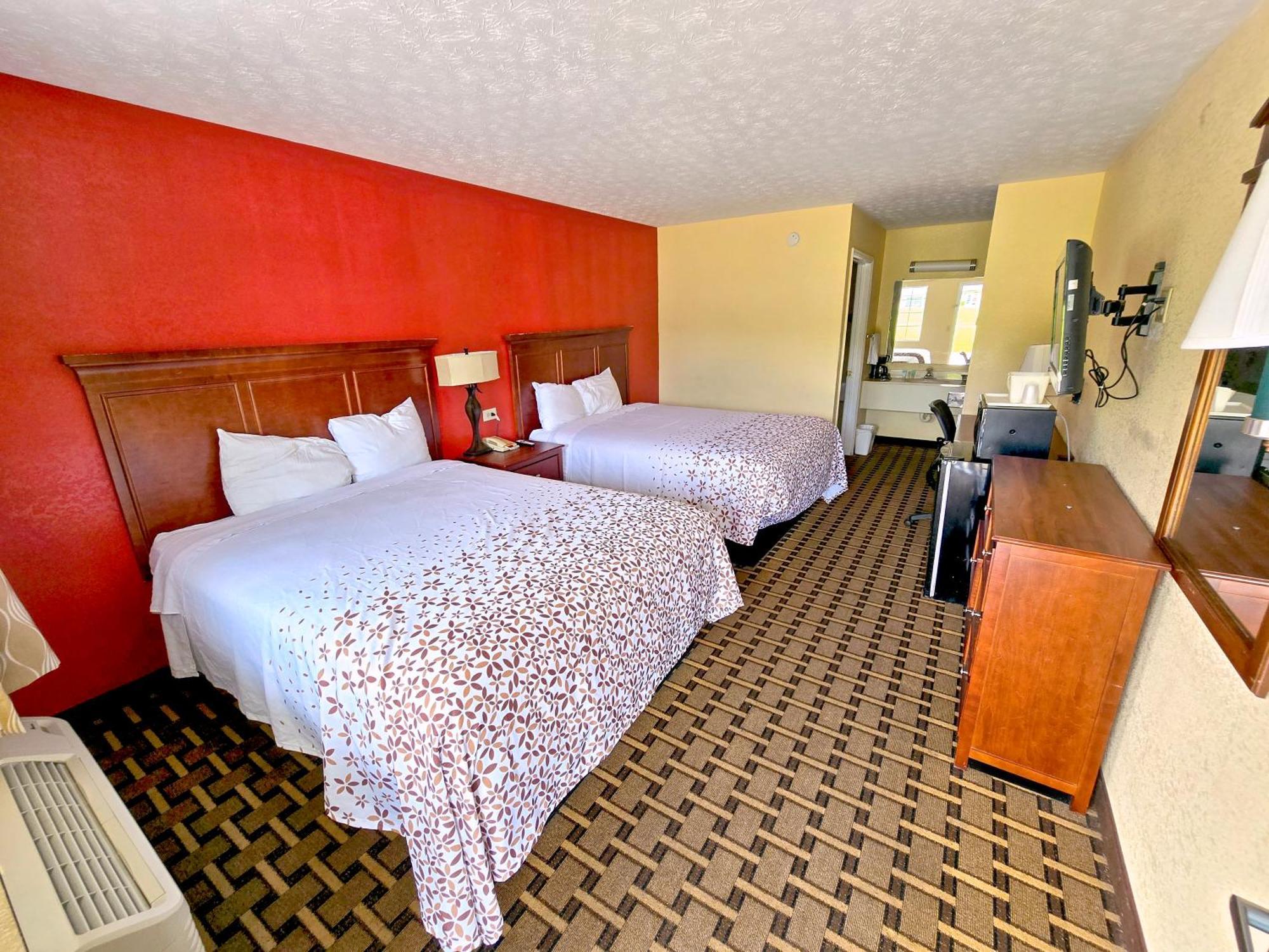 Garden Inn And Suites Near Callaway Gardens Pine Mountain Екстер'єр фото